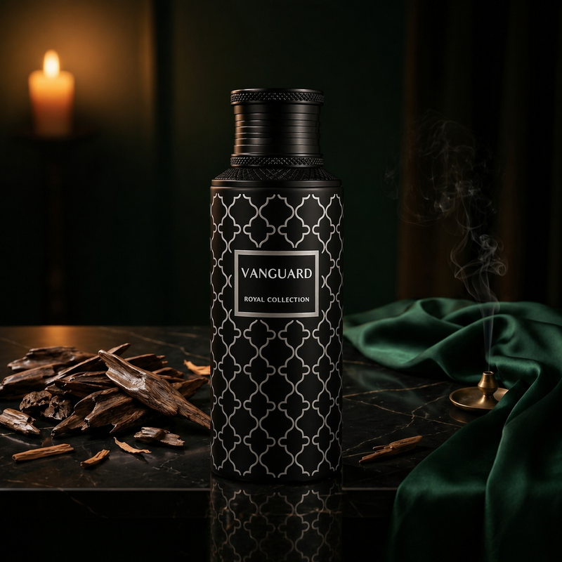 Vanguard — flacon de parfum sur fond Boisé Oud